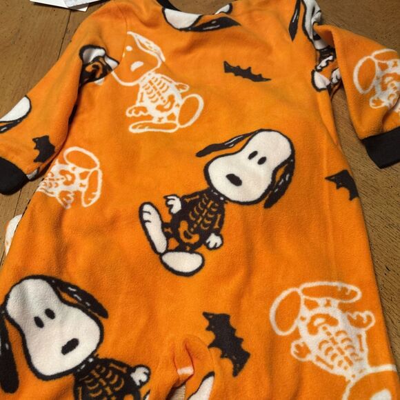 NWT Peanut Halloween 1 Piece Cotton Fleece Footed Pajamas Size: 2 T - Picture 5 of 7